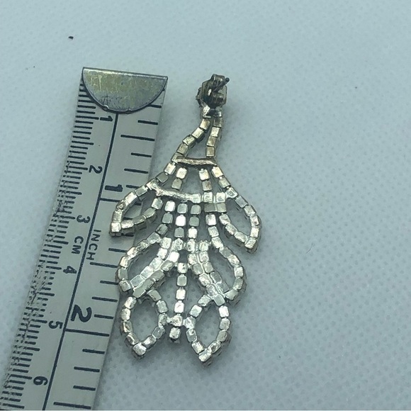 VINTAGE Rhinestone Crystal Leaf Chandelier Stud Earrings Large 2.1” EUC - Picture 4 of 4